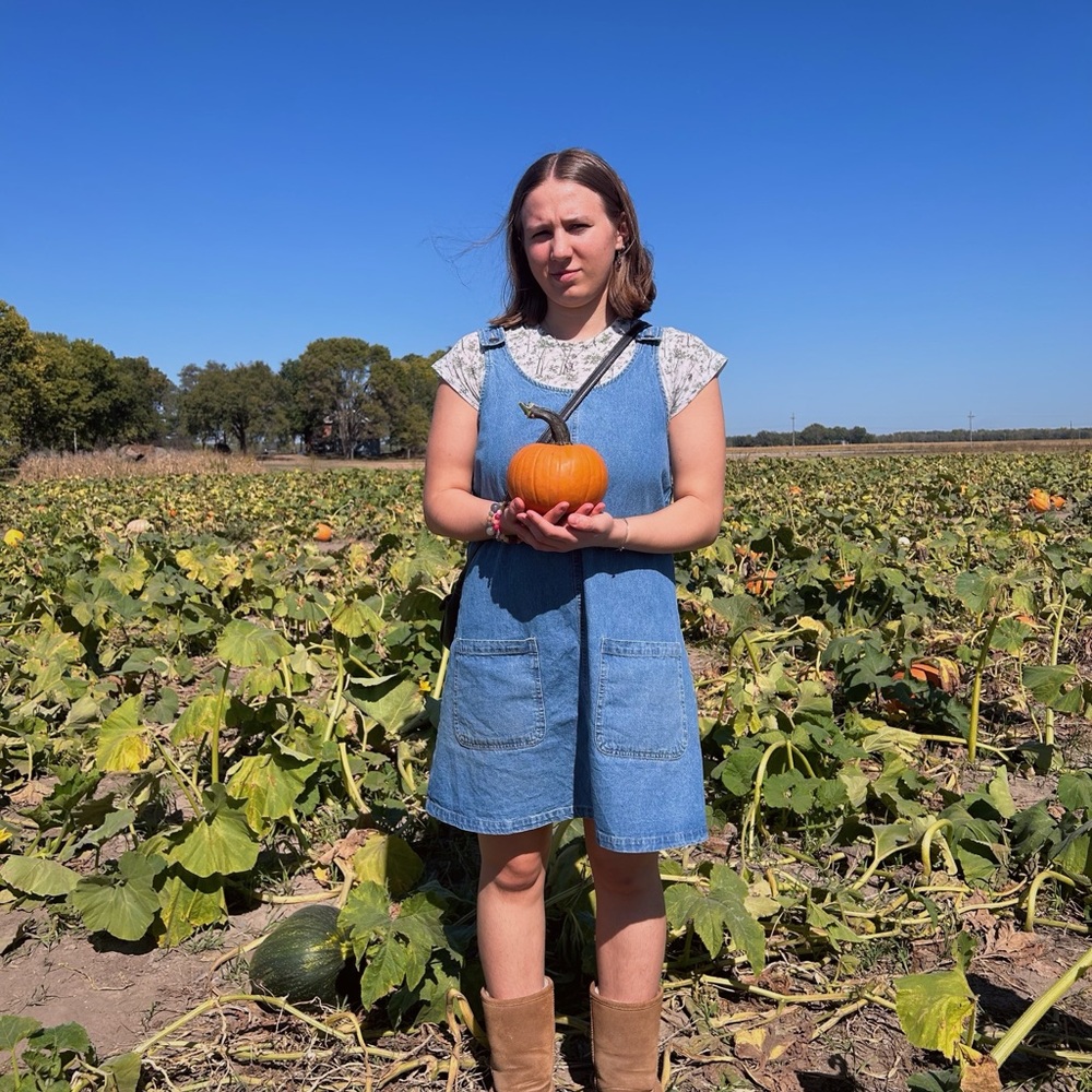 Meet your Posher, Julia